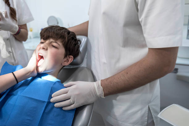 Best Emergency Tooth Extraction in Brookmont, MD